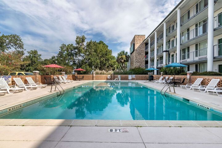 Pool 9 of 44