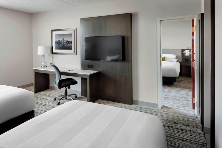 Room 8 of 41