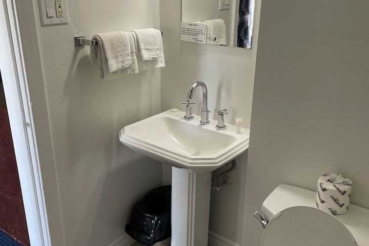 Room 19 of 45