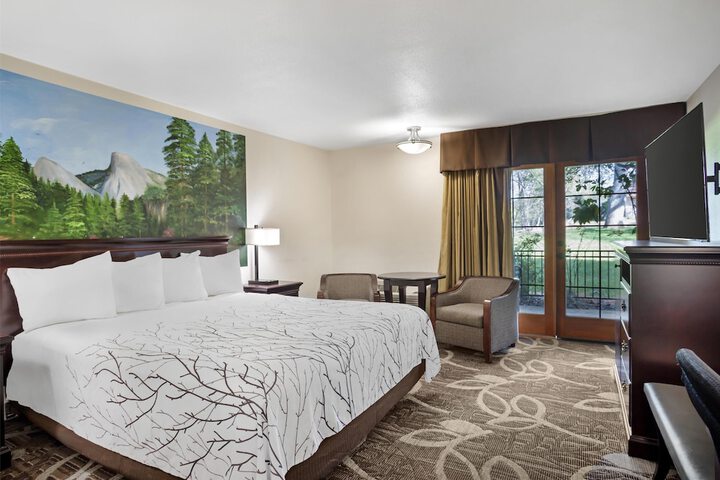 Best Western Plus Yosemite Gateway Inn