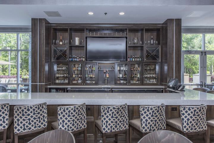 DoubleTree by Hilton North Charleston - Convention Center