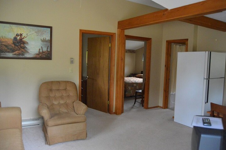 Kennebunk Gallery Motel & Cottages