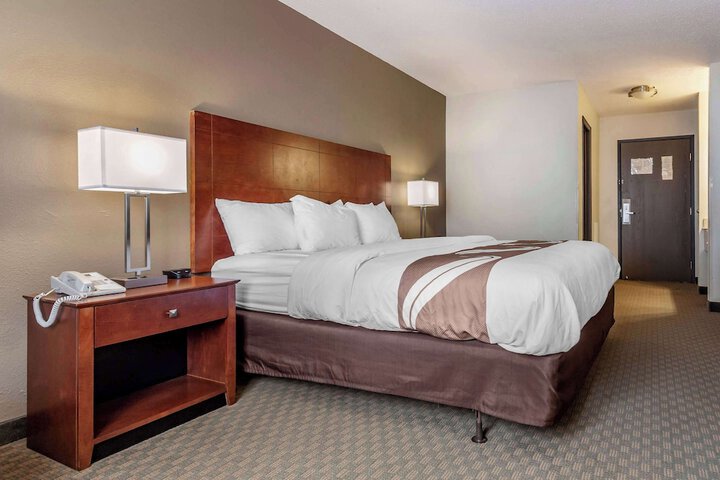 Quality Inn Hays I-70