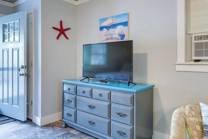 Ocean Isle Beach Studio: 1 Mi to Downtown & Pier