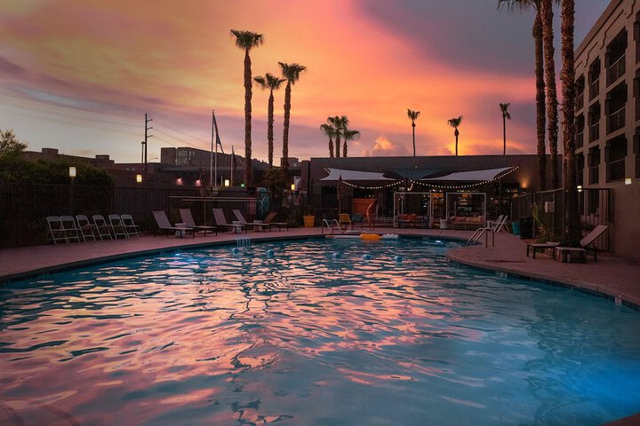 MOXY Phoenix Tempe / ASU Area