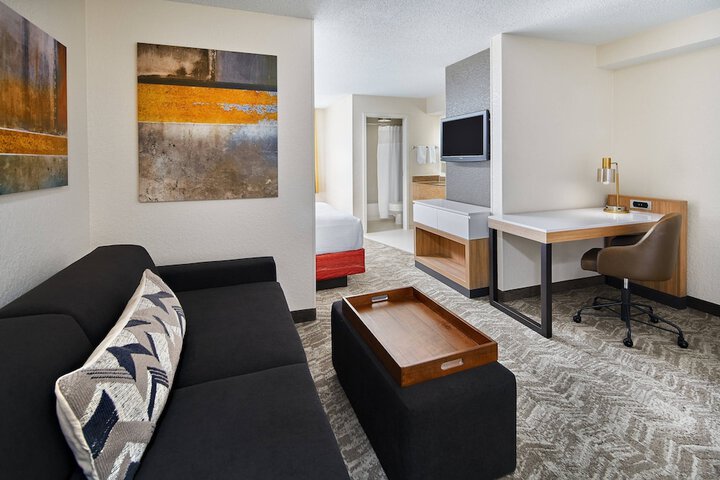 Room 19 of 25