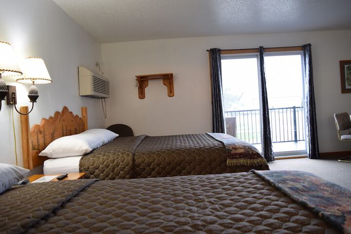 Room 35 of 40