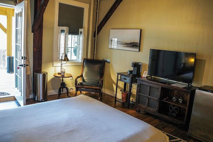 Old Mill Inn