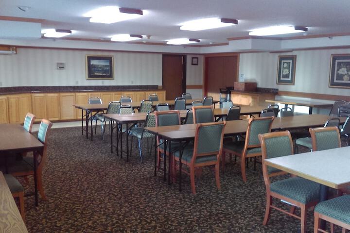 Best Western Plus Landmark Inn