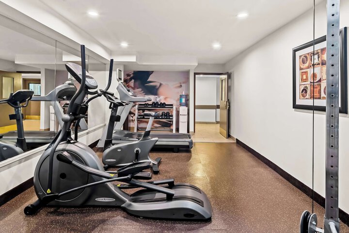 Best Western Maple Ridge Hotel