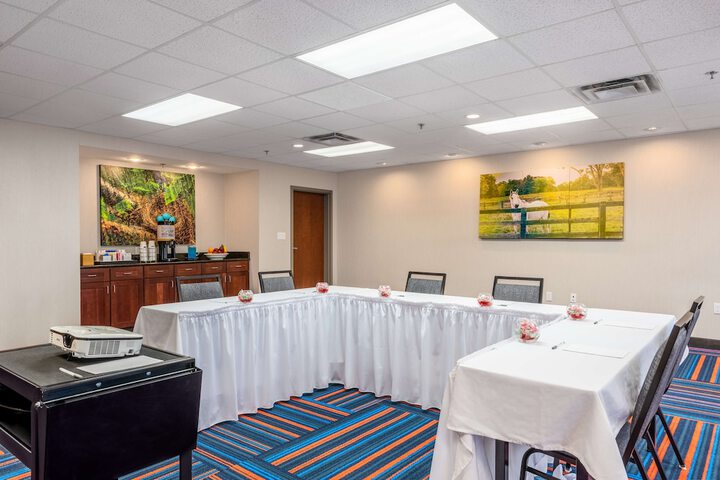 Hampton Inn & Suites Hopkinsville