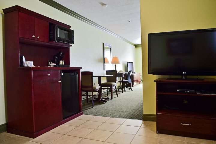 Room 35 of 44