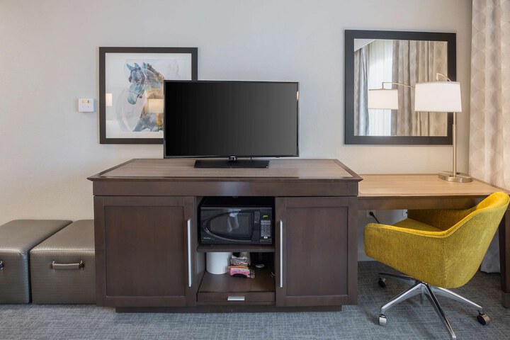 Hampton Inn & Suites Colleyville DFW Airport West