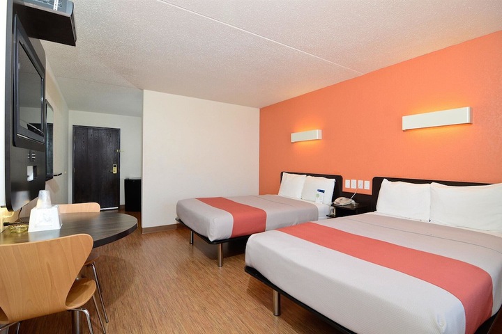 Motel 6 South Haven KS