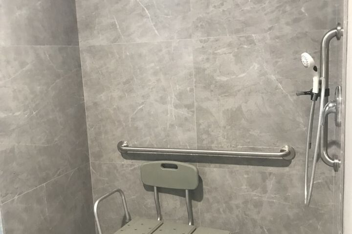 Room 16 of 29