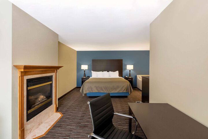 AmericInn by Wyndham Jefferson