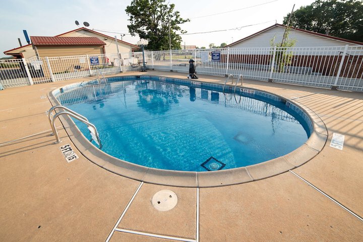 Pool 5 of 32