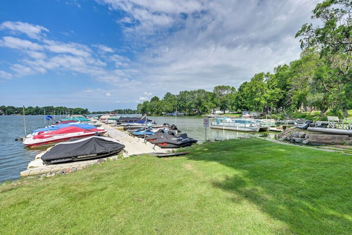Chippewa Falls Getaway w / Community Lake Access!