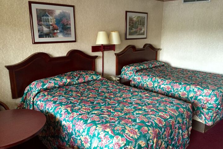 Room 27 of 36