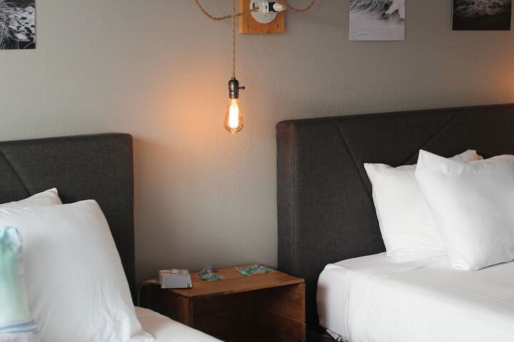 Room 100 of 147