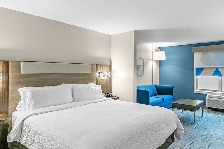 Holiday Inn Express & Suites Nokomis Sarasota South by IHG