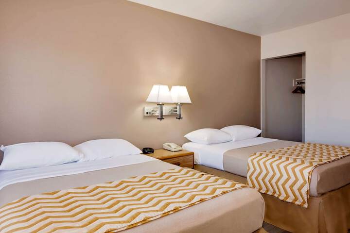 Room 18 of 30