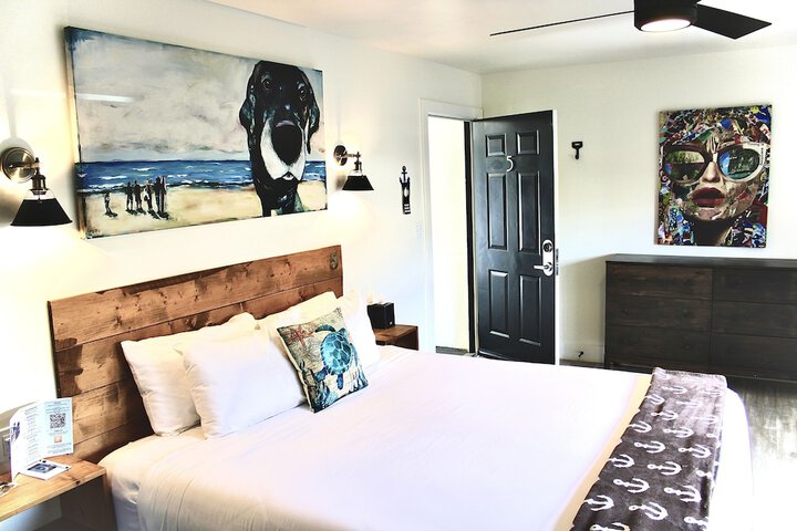Room 63 of 91
