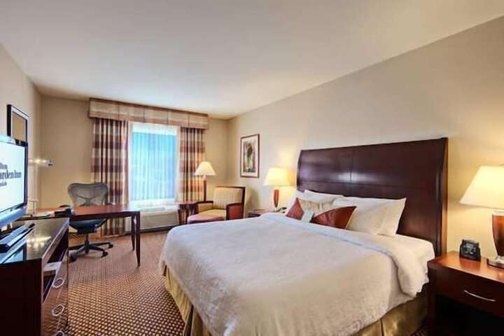 Room 14 of 23