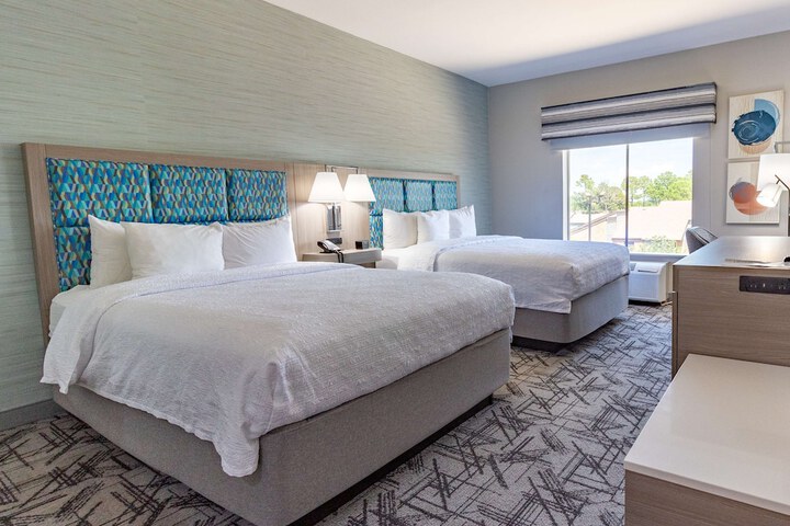 Room 42 of 65