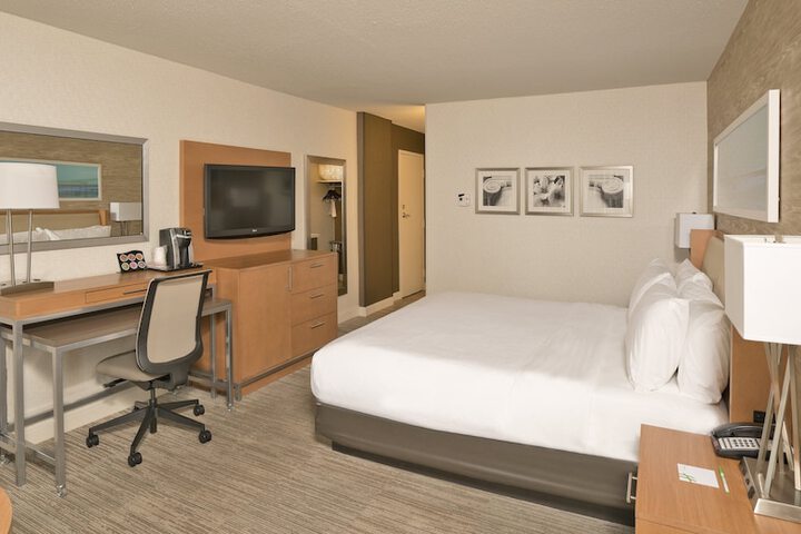 Room 48 of 85