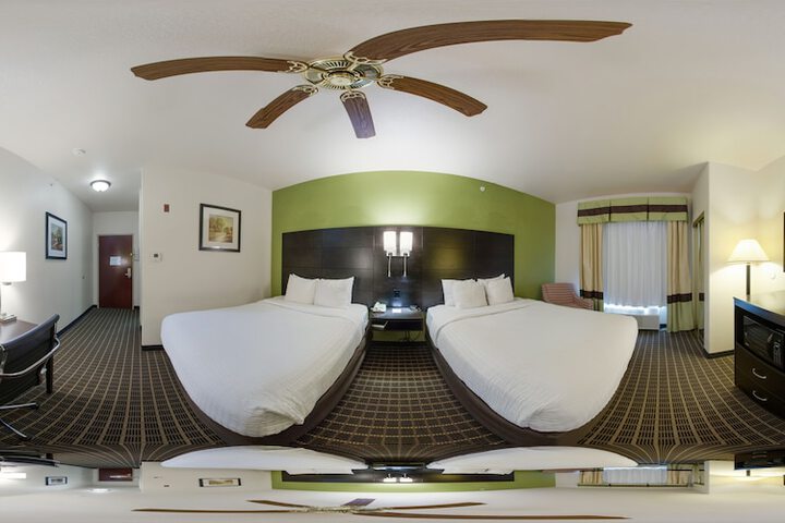 Clarion Inn & Suites Weatherford South