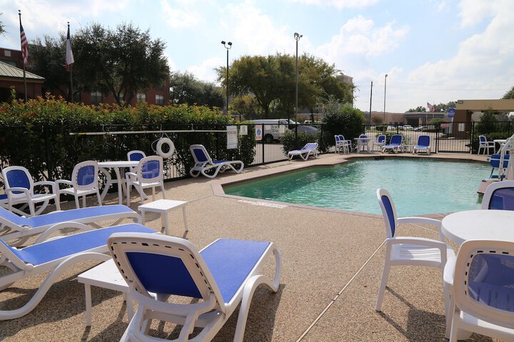 Pool 4 of 69