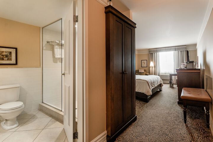 Le St-Martin Hotel & Suites Laval