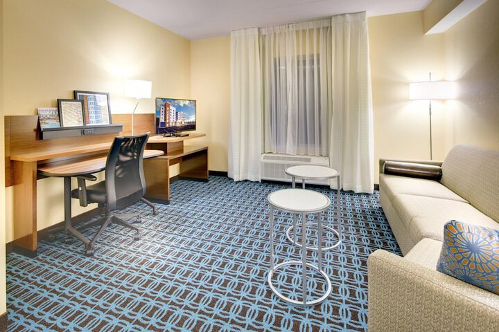 Room 19 of 40