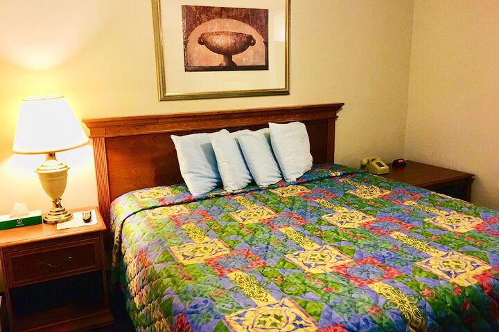 Room 17 of 51