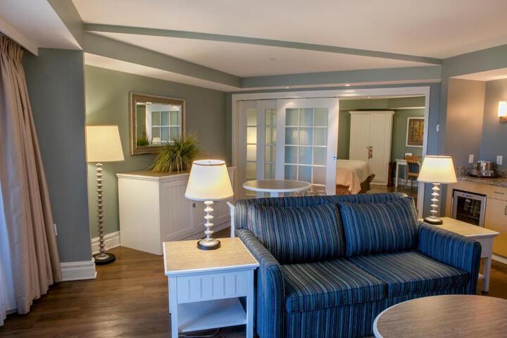 Watkins Glen Harbor Hotel