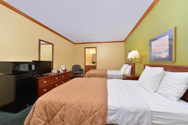 Room 10 of 10