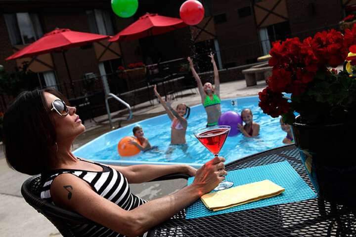Pool 4 of 18