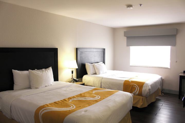 Room 19 of 28