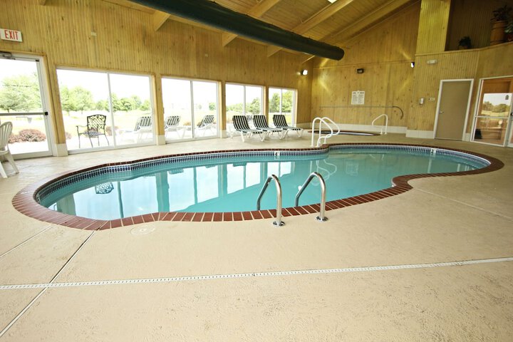 Pool 2 of 24