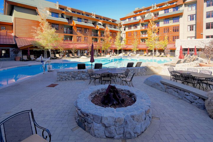 Heavenly Village Condos - Grand Residence