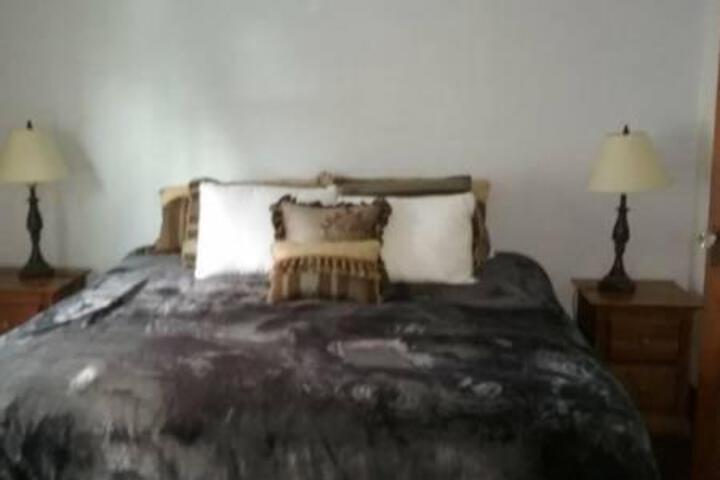 Picassos Condo