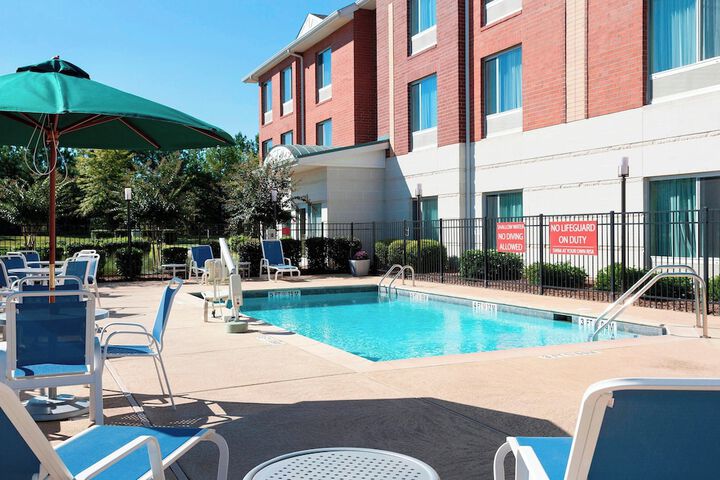Pool 3 of 23