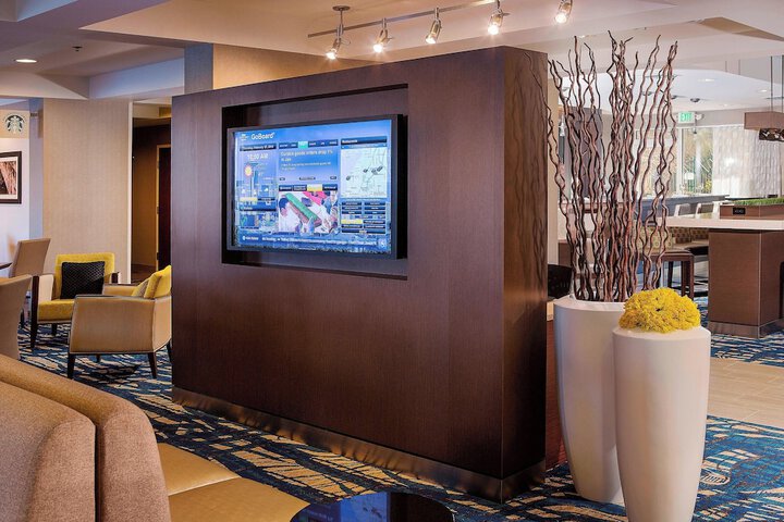 Courtyard by Marriott North Seattle / Lynnwood