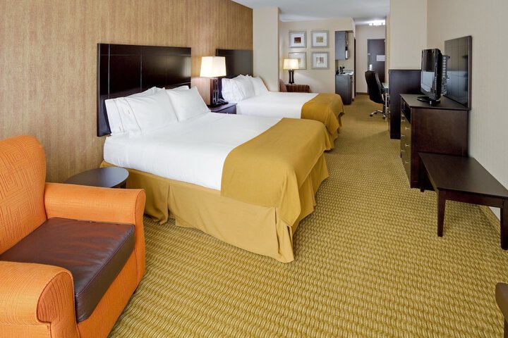Holiday Inn Express Hotel & Suites Lebanon by IHG