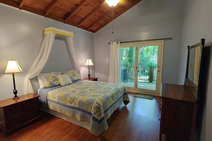 McKinley Edwards Inn