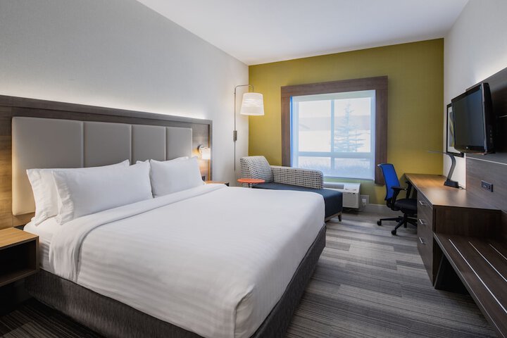 Holiday Inn Express Hotel & Suites Airdrie-Calgary North by IHG