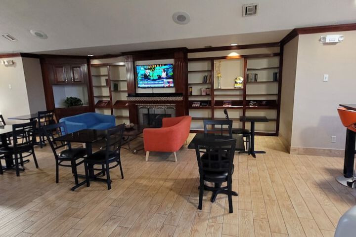Hotel Interior 7 of 41
