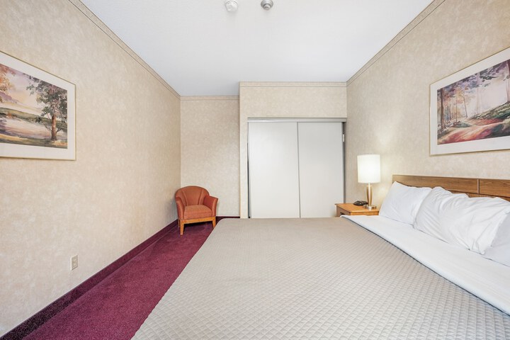 Room 63 of 68