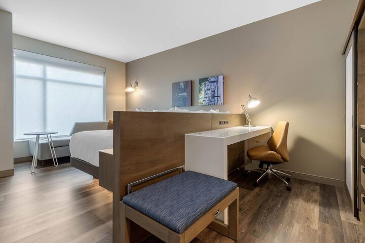Cambria Hotel Mount Pleasant – Charleston